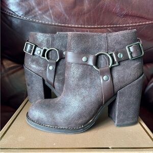 Ash Italia Falcon Brown Suede Ankle Boots New size 39 EU T Moro